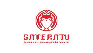 Staff Dapur di Sate Ratu