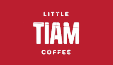 Crew Outlet di Kedai Kopi Little Tiam