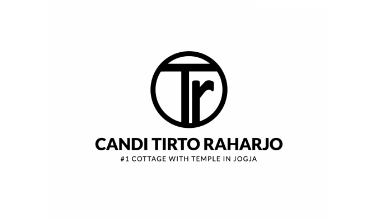 Senior Cook di Candi Tirto Raharjo